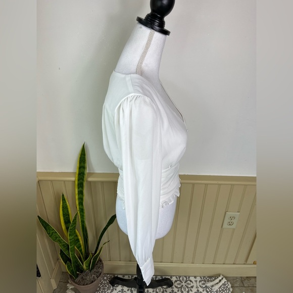 E.ssue White Blouse Small Bridal Brunch Ruffle Top Balletcore Coquette - Picture 4 of 11